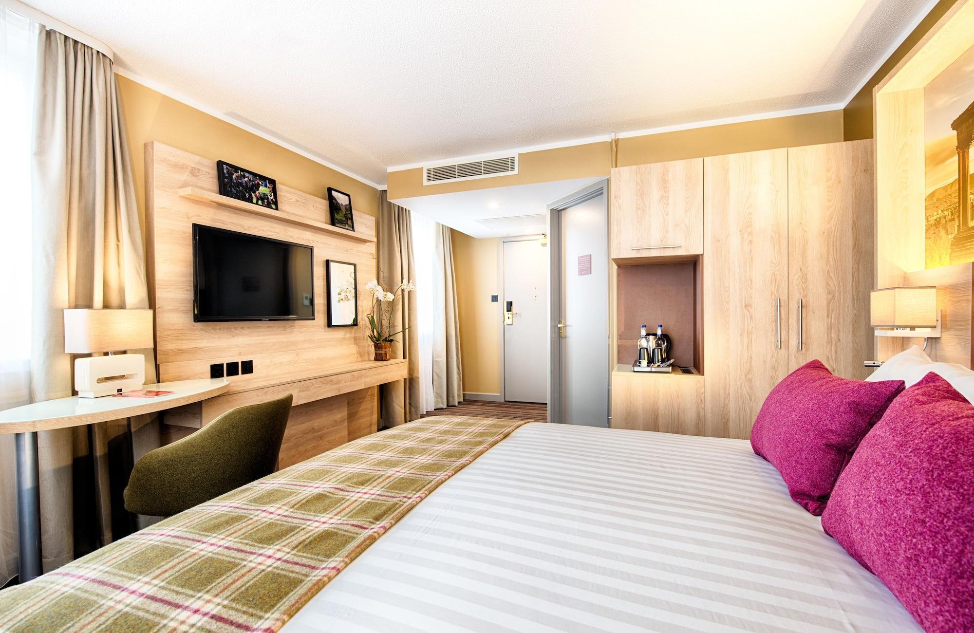 Leonardo Hotel Edinburgh Haymarket Екстер'єр фото