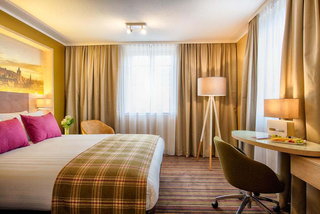 Leonardo Hotel Edinburgh Haymarket Екстер'єр фото